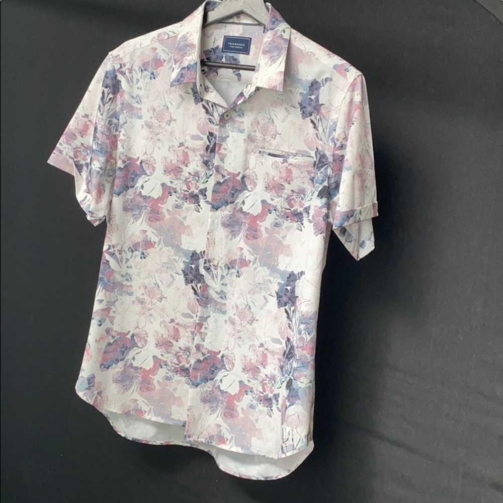 Men’s floral shirt